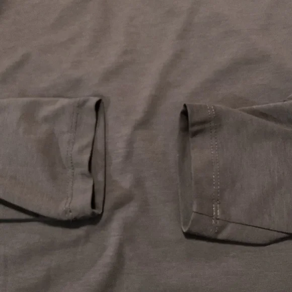 Cuts Men’s Henley Shirt Long Sleeve Dark Gray - Picture 10 of 10